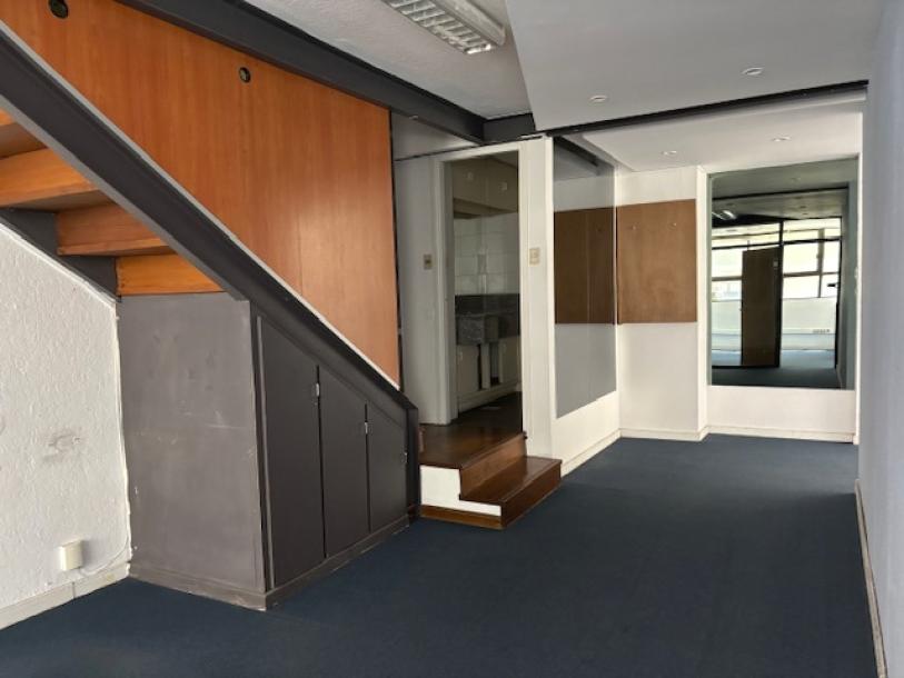 MISIONES Y 25 DE MAYO - PARA VIVIENDA O/Y OFICINA 141m2-5