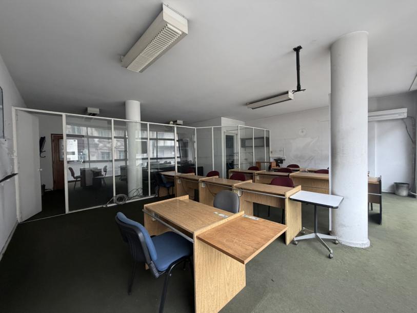 COLONIA Y CONVENCION - MONOAMBIENTE SUBDIVIDIDO PARA OFICINAS-5