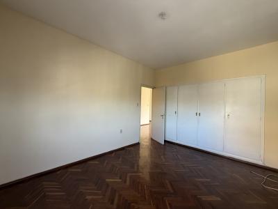VENEZUELA Y AV. DEL LIBERTADOR -  A PASOS DEL PALACIO LEGISLATIVO - 2 DORM
