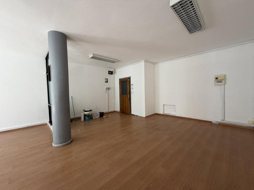 COLONIA Y CONVENCION - 70m2 - SOLO OFICINA-6