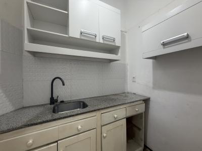 GABOTO Y PAYSANDU - PB INTERNO C/AMPLIO PATIO