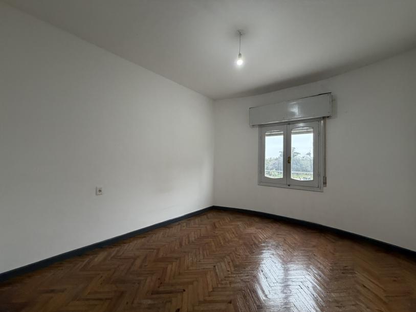 AV. CENTENARIO Y AV. ITALIA - EXCELENTE PUNTO! 2 DORM 2 BAÑOS-6