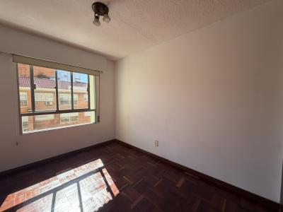 AV. BRASIL Y ARAUCHO - 1 DORM C/GGE - MUY LUMINOSO