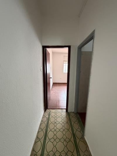 JAIME ROLDOS Y PONS ESQ. ELCANO - 1 DORM C/PATIO