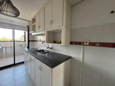 PRUDENCIO VAZQUEZ Y VEGA ESQ SARMIENTO - PISO ALTO 2D+2B+2GGE