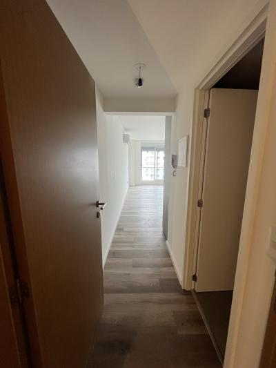 JACKSON Y CONSTITUYENTE  - MONOAMBIENTE - AMENITIES