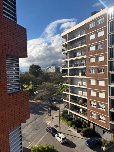BR. ARTIGAS Y GARCIA CORTINAS - GOLF - IMPECABLE 1D