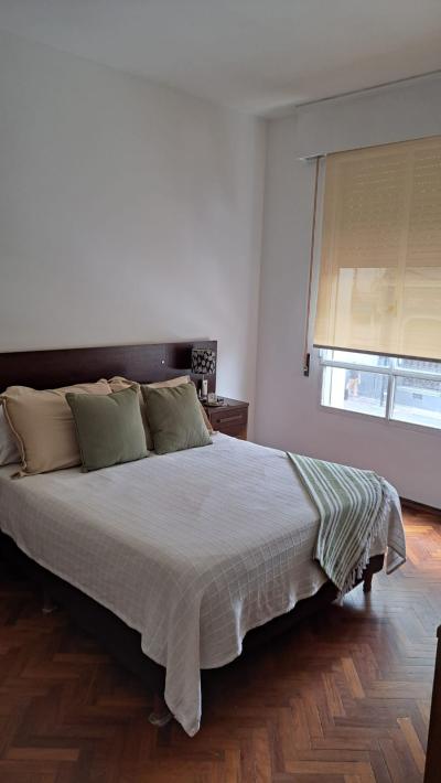 CANELONES Y EJIDO - 2 DORM CON PATIO
