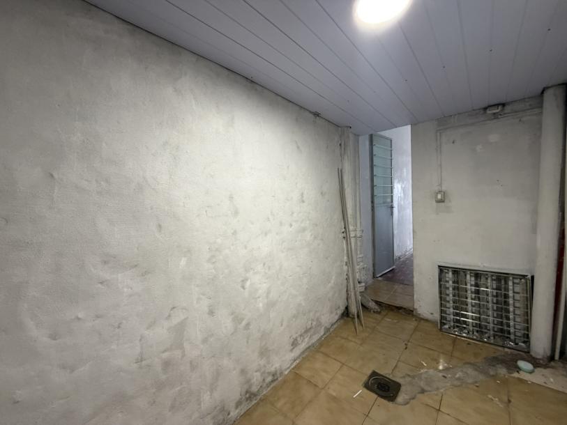 BARREIRO Y BERRO - 26M2 C/BAÑO Y KITCHENETTE-12