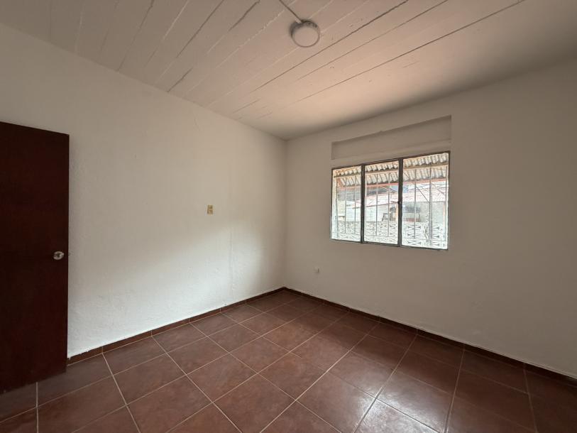 JAIME ROLDOS Y PONS ESQ. ELCANO - 1 DORM C/PATIO-9