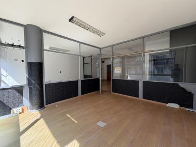 COLONIA Y CONVENCION - 70m2 - SOLO OFICINA