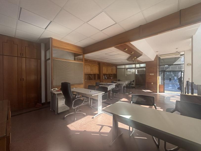 RIO BRANCO Y COLONIA - MUY BUEN LOCAL ESQUINA 300m2 EN 3 PLANTAS-9