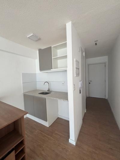 RIO  NEGRO Y 18 A ESTRENAR FRENTE A PLAZA OPCION GARAGE