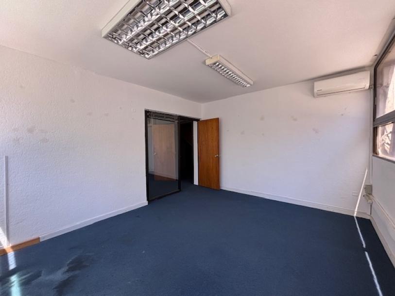 MISIONES Y 25 DE MAYO - PARA VIVIENDA O/Y OFICINA 141m2-10