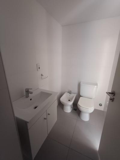 FERNANDEZ CRESPO Y CERRO LARGO - 2 DORM C/GGE - VISTAS