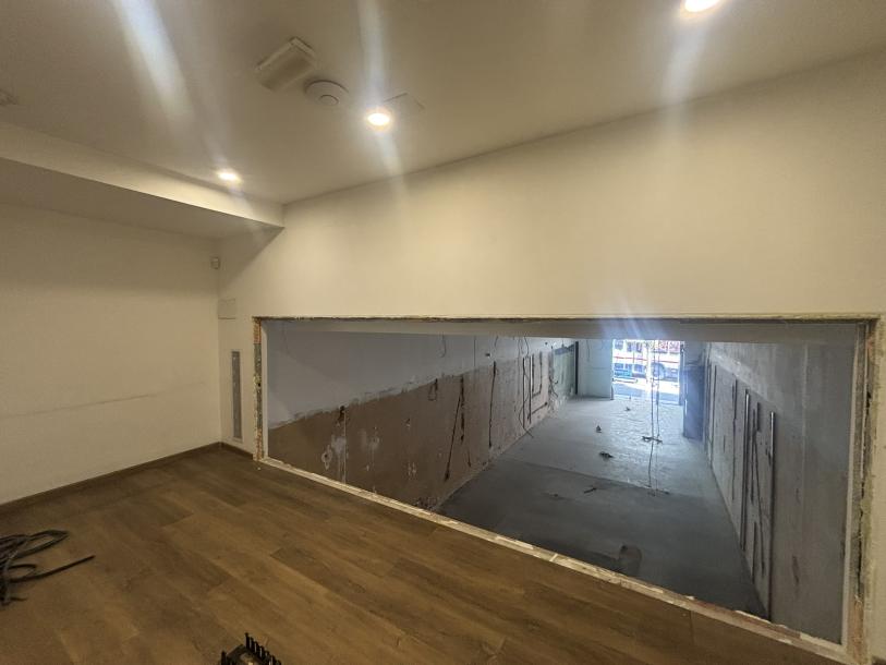 Av. 18 De Julio Y Convencion - 180m2-11
