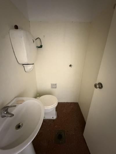 DIRI SARANDI Y BACACAY - GALERIA CIUDADELA 53m2 EN 2 PLANTAS