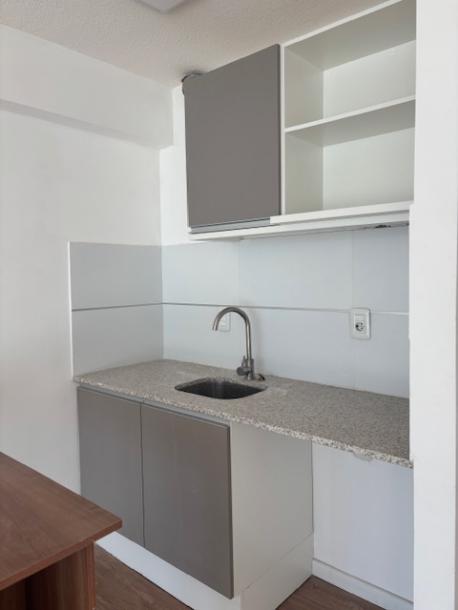 RIO  NEGRO Y 18 A ESTRENAR FRENTE A PLAZA "DEL ENTREVERO" C/GARAGE-11