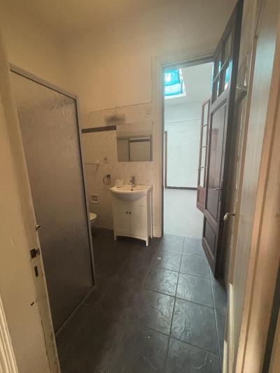 AGRACIADA Y PILAR COSTA - CASA DE ALTOS CON AMPLIA TERRAZA