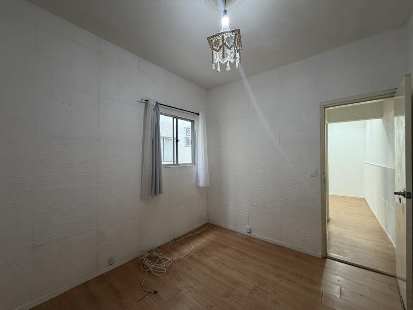 GABOTO Y PAYSANDU - PB INTERNO C/AMPLIO PATIO-11