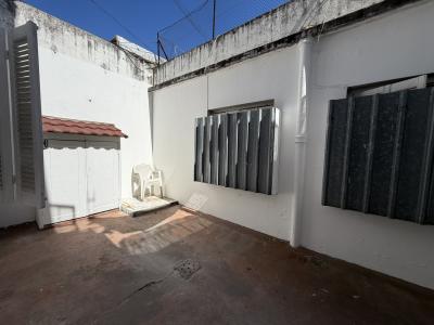 COMODORO COE Y BR. BATLLE Y ORDOÑEZ - PH PLANTA BAJA C/GGE