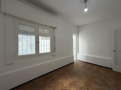 JUAN PAULLIER Y RODO - CASA AL FRENTE 2 DORM C/PATIO