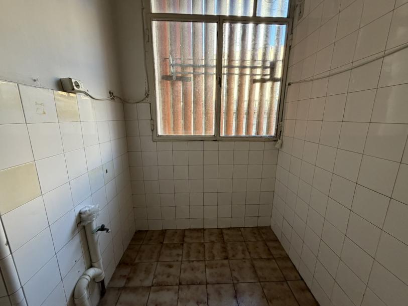 VENEZUELA Y AV. DEL LIBERTADOR -  A PASOS DEL PALACIO LEGISLATIVO - 2 DORM-12