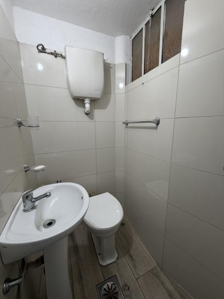 AV. CENTENARIO Y AV. ITALIA - EXCELENTE PUNTO! 2 DORM 2 BAÑOS-12