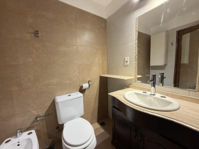 GERMAN BARBATO FRENTE A IMM - 4 DORM 2 BAÑOS