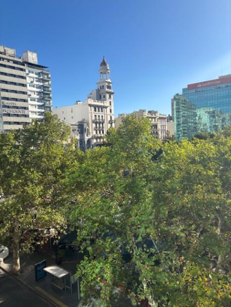 RIO  NEGRO Y 18 A ESTRENAR FRENTE A PLAZA "DEL ENTREVERO" C/GARAGE-13