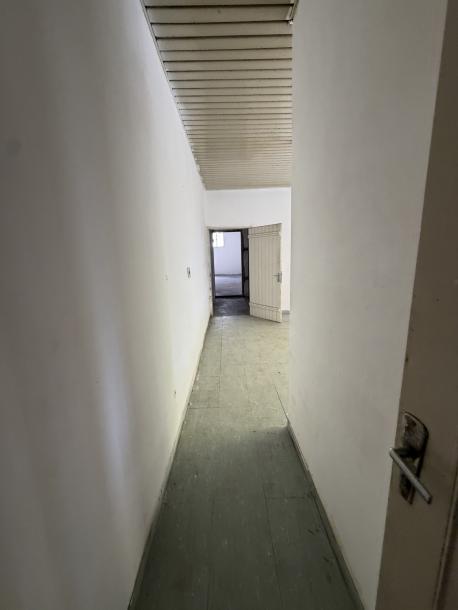 OFICINAS CON DEPOSITO ESQ REYLES Y GRAL FLORES-12