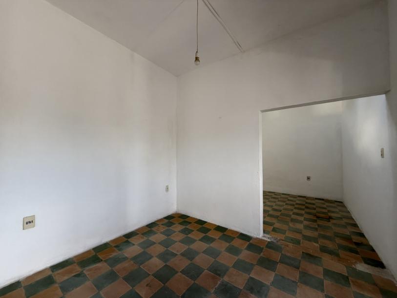 JAIME ROLDOS Y PONS ESQ. EL CAIRO - 2 DORM C/PATIO Y COCHERA-13