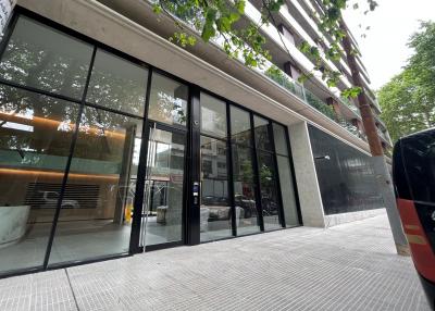 JACKSON Y CONSTITUYENTE  - MONOAMBIENTE - AMENITIES