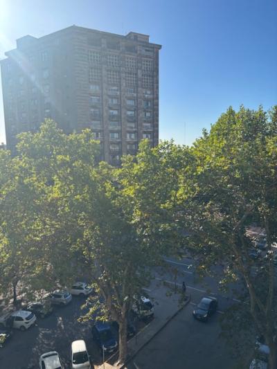 RIO  NEGRO Y 18 A ESTRENAR FRENTE A PLAZA OPCION GARAGE