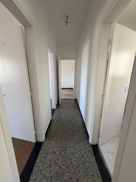 FRANCISCO LLAMBÍ PROX AV. RIVERA - 2 DORM - 1º POR ESCALERA-14