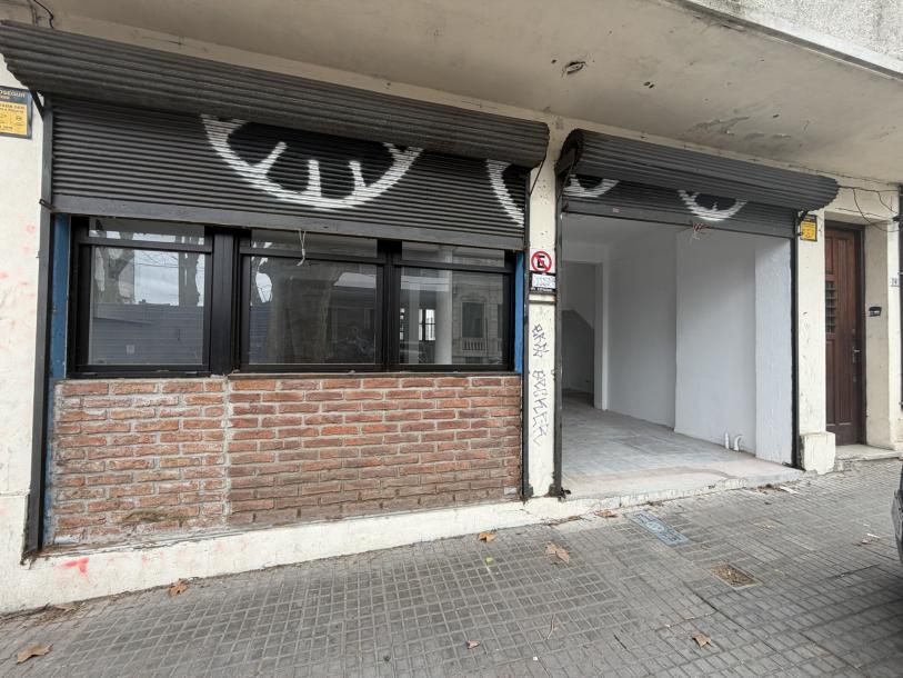 JUAN PAULLIER Y CANELONES 100m2 CON ACCESO VEHICULAR EN CORDÓN-14