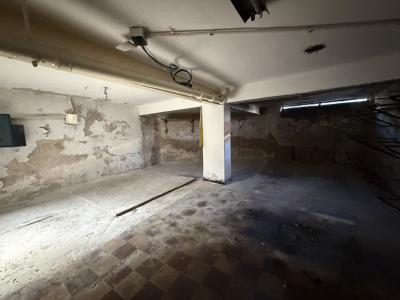 JUAN RAMON GOMEZ Y ESTERO BELLACO - LOCAL EN ESQUINA 123m2 EN 2 NIV