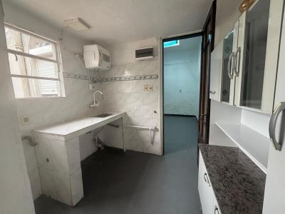 AGRACIADA Y PILAR COSTA - CASA DE ALTOS CON AMPLIA TERRAZA