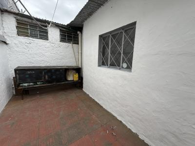 JAIME ROLDOS Y PONS ESQ. ELCANO - 1 DORM C/PATIO