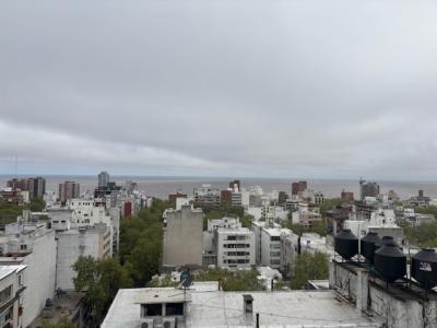 RIO NEGRO A MTS DE 18 DE JULIO - 77m2 C/CALEFACCION Y PORTERIA