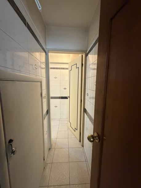 RIO BRANCO Y COLONIA - MUY BUEN LOCAL ESQUINA 300m2 EN 3 PLANTAS-18