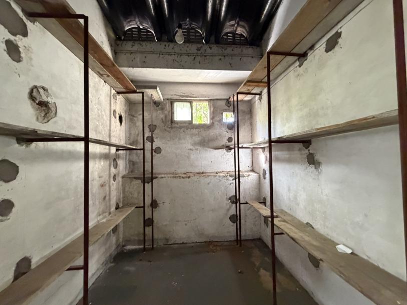 OFICINAS CON DEPOSITO ESQ REYLES Y GRAL FLORES-17