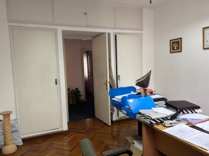 PARAGUAY Y 18 - MUY BUENA CONSTRUCCION - 137m2 - OFICINA Y/O VIVIENDA-14