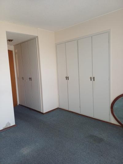 RAMBLA E HIPOLITO IRIGOYEN - 4 DORMITORIOS + 3 BAÑOS + 2 GARAJES