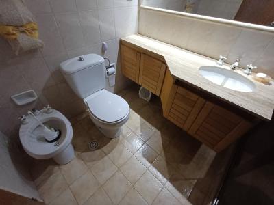RAMBLA E HIPOLITO IRIGOYEN - 4 DORMITORIOS + 3 BAÑOS + 2 GARAJES