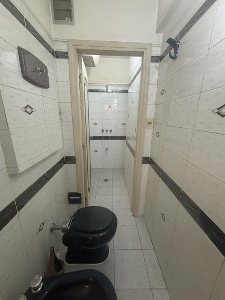 RIO BRANCO Y COLONIA - MUY BUEN LOCAL ESQUINA 300m2 EN 3 PLANTAS-20