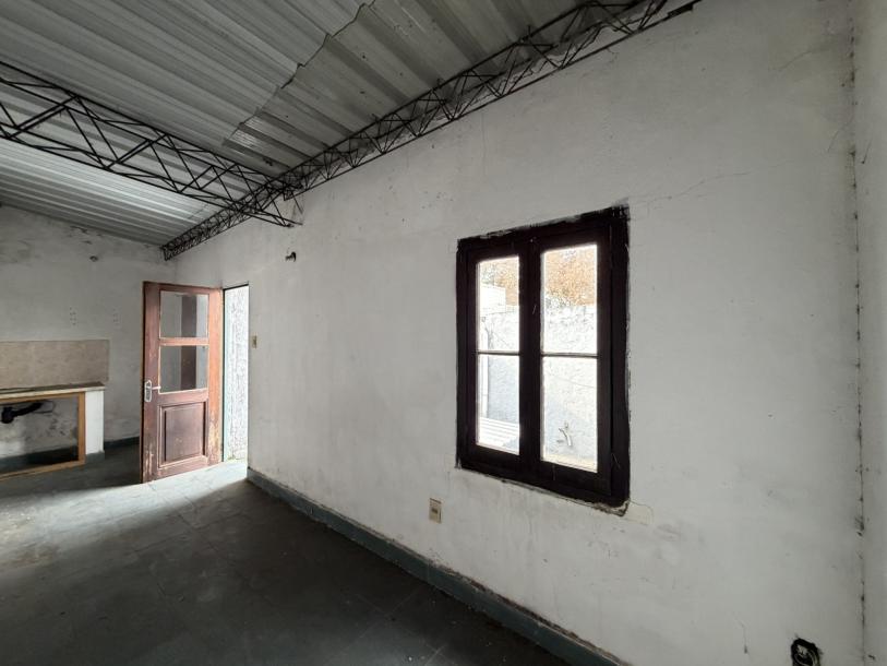 SAN MARTIN Y C. REYLES - 600M2 CONSTRUIDOS - ENTRADA CAMIONES-30