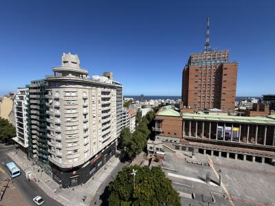 GERMAN BARBATO FRENTE A IMM - 4 DORM 2 BAÑOS