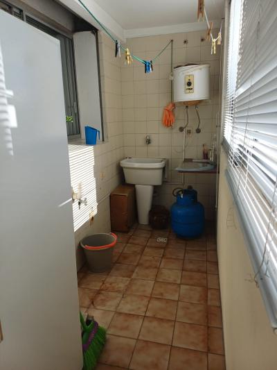 RAMBLA E HIPOLITO IRIGOYEN - 4 DORMITORIOS + 3 BAÑOS + 2 GARAJES