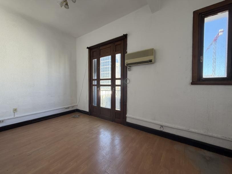 DIRI 18 Y MINAS - ESQUINA - 92M2 + BALCONES-7